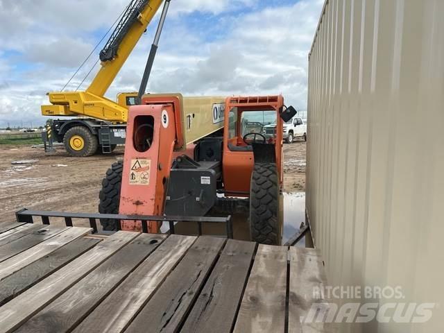 JLG G9-43A Телескопични товарачи