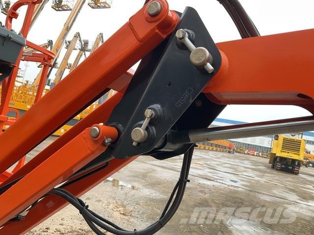 JLG H340AJ Съчленени стрелови подемници