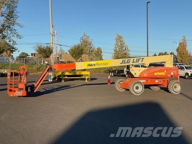 JLG M600J Телескопични повдигачи
