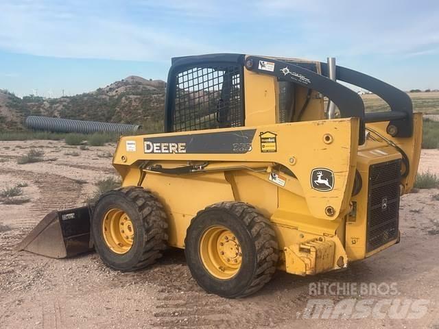 John Deere 325 Мини товарачи
