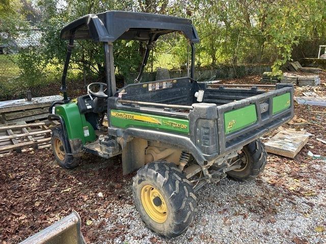 John Deere 625 Комунални съоражения