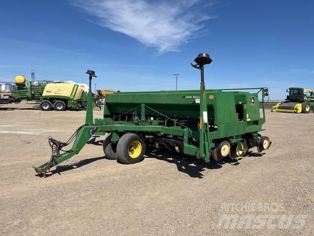 John Deere 750 Редосеялки
