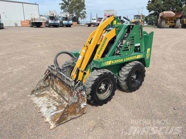  Kanga PW628 Мини товарачи
