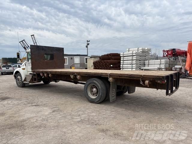 Kenworth T300 Бордови