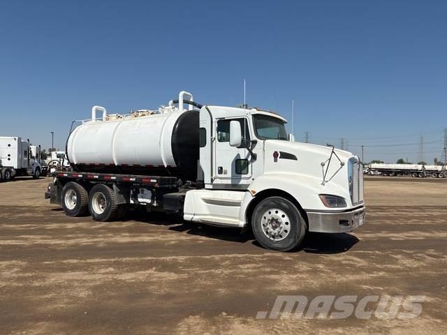 Kenworth T660 Комби / вакуум камиони
