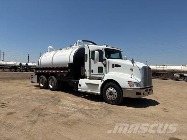 Kenworth T660 Комби / вакуум камиони
