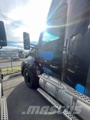 Kenworth T680 Влекачи