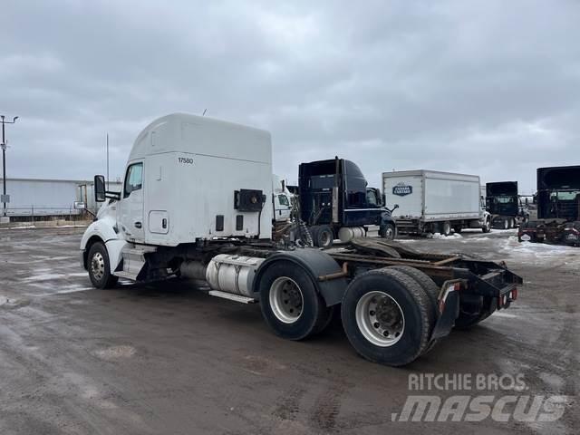 Kenworth T680 Влекачи