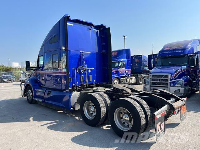 Kenworth T680 Влекачи