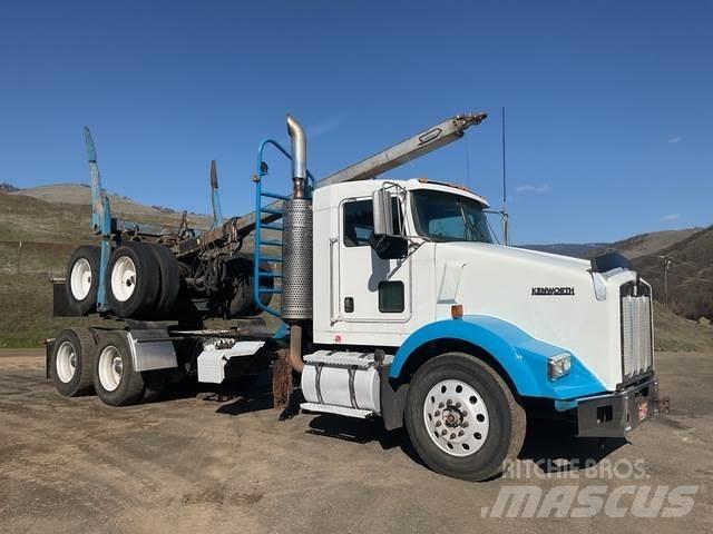 Kenworth T800 За превоз на дървени трупи