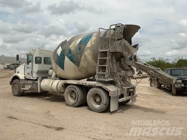 Kenworth T800 Други