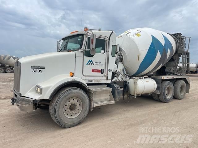 Kenworth T800 Други