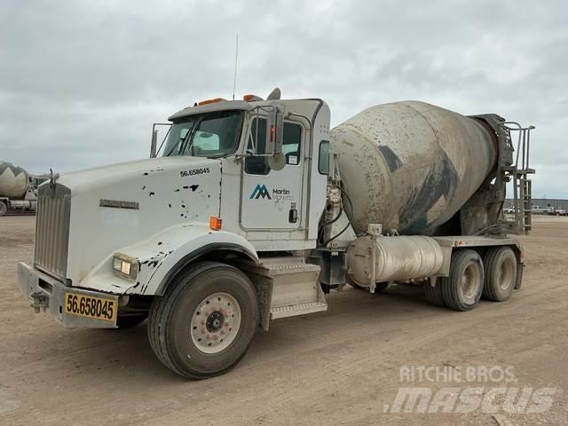 Kenworth T800 Други