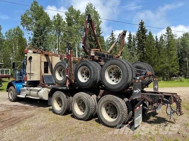 Kenworth T800 За превоз на дървени трупи