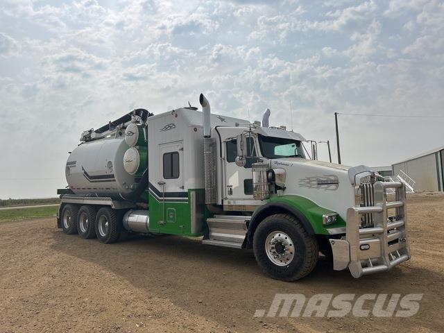 Kenworth T800 Верижен екскаватор