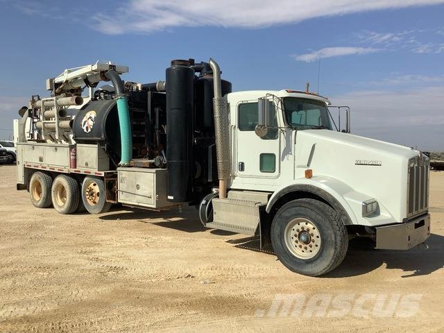 Kenworth T800 Верижен екскаватор