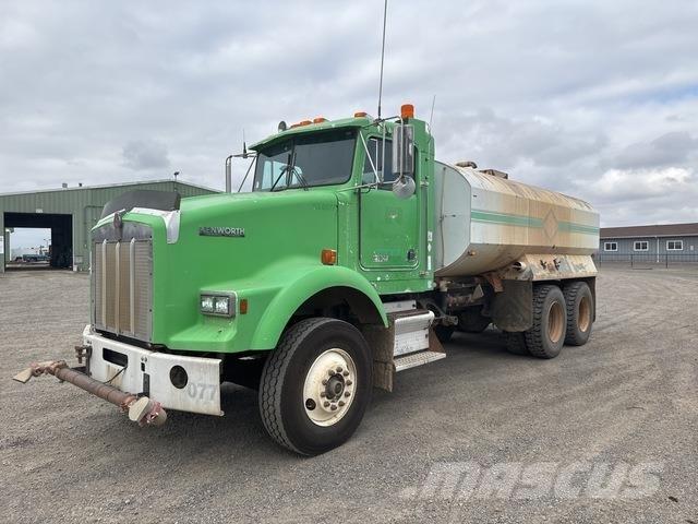 Kenworth T800 Цистерни за вода
