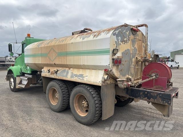 Kenworth T800 Цистерни за вода
