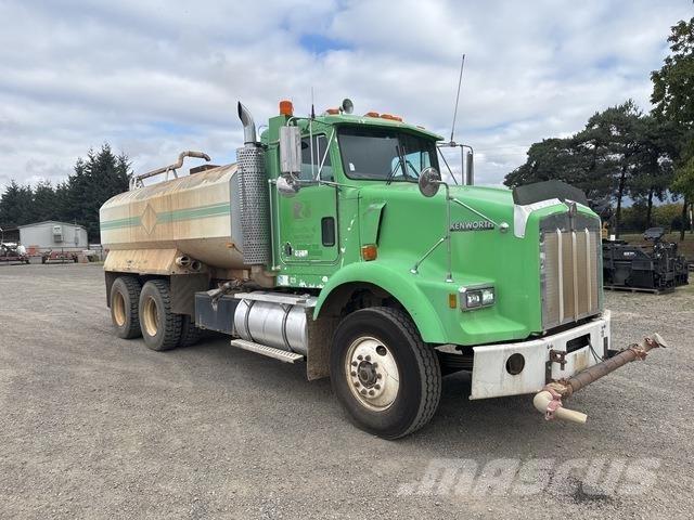 Kenworth T800 Цистерни за вода
