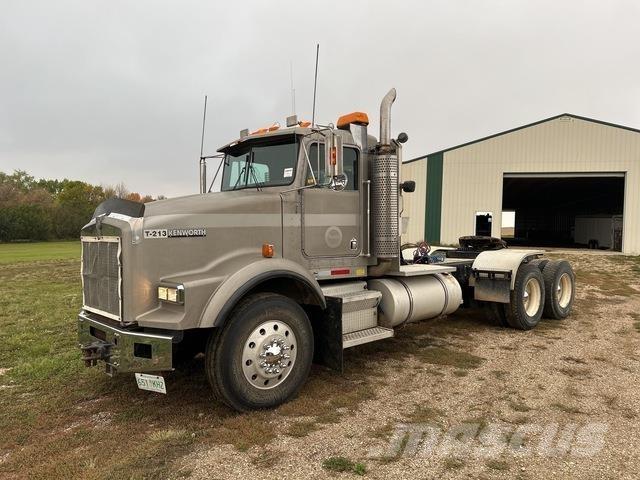Kenworth T800B Автомобили за пътна помощ