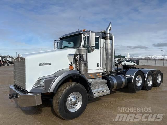 Kenworth T800W Влекачи