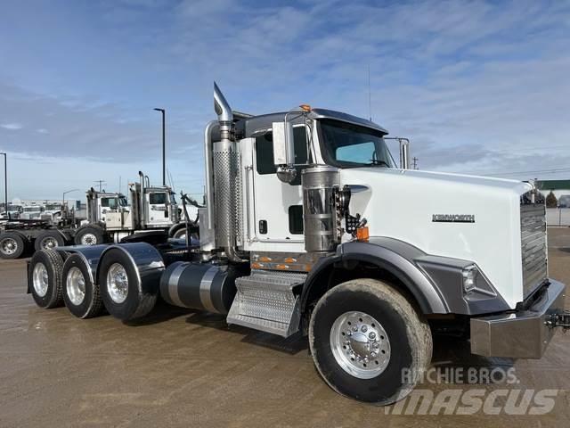 Kenworth T800W Влекачи