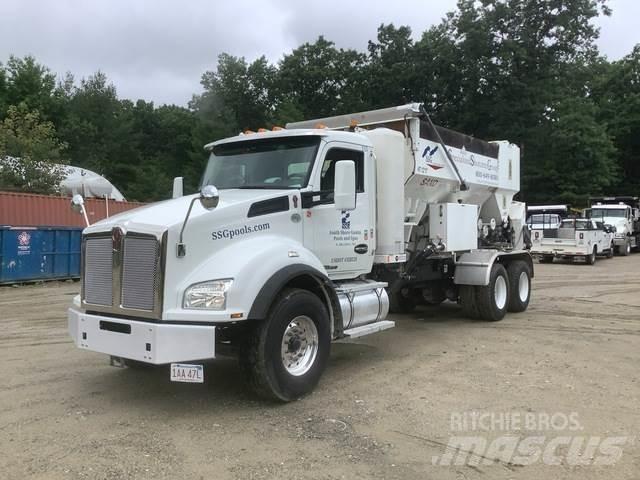 Kenworth T880 Автобетоновози
