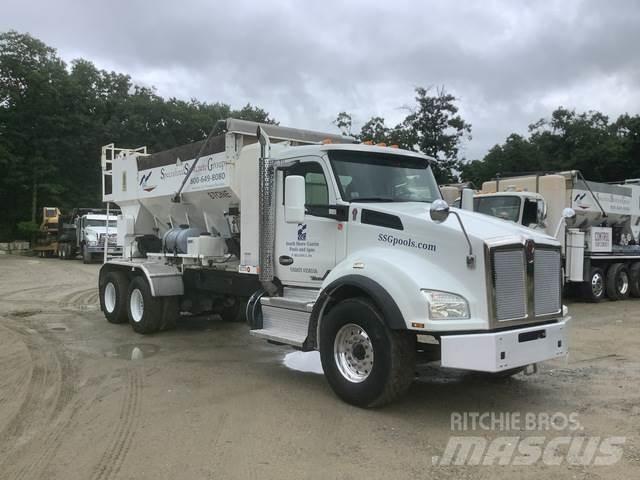 Kenworth T880 Автобетоновози
