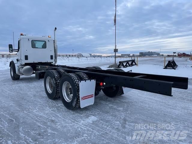 Kenworth T880 Кабини