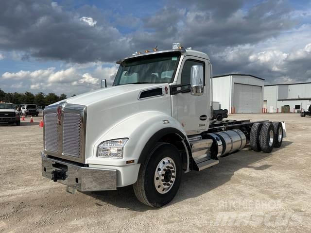 Kenworth T880 Кабини