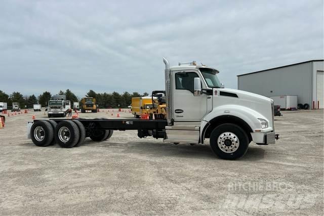 Kenworth T880 Кабини