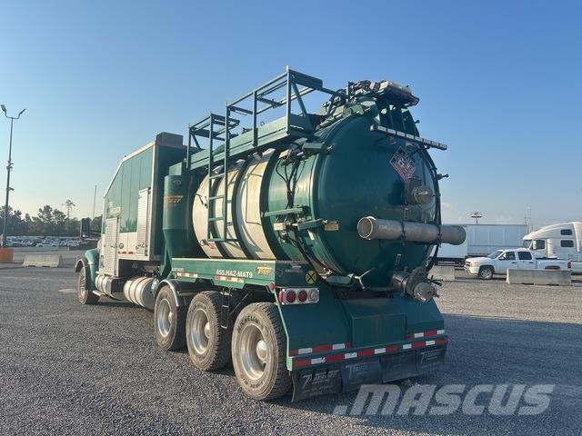 Kenworth T880 Верижен екскаватор