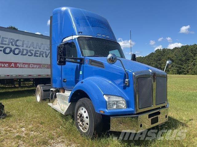 Kenworth T880 Влекачи