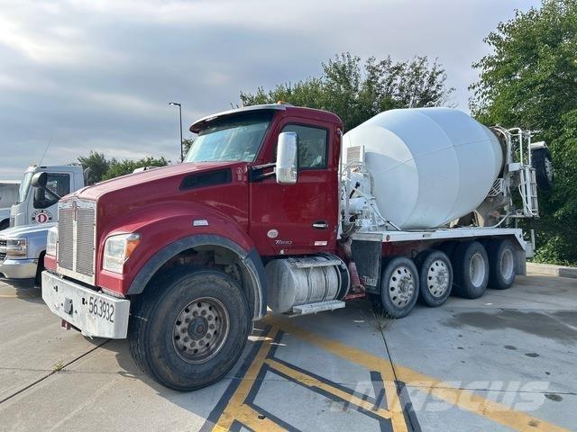 Kenworth T880 Други