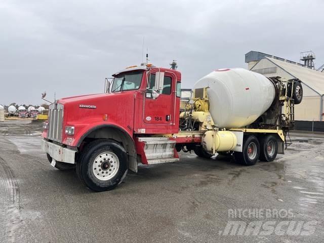 Kenworth W900B Други