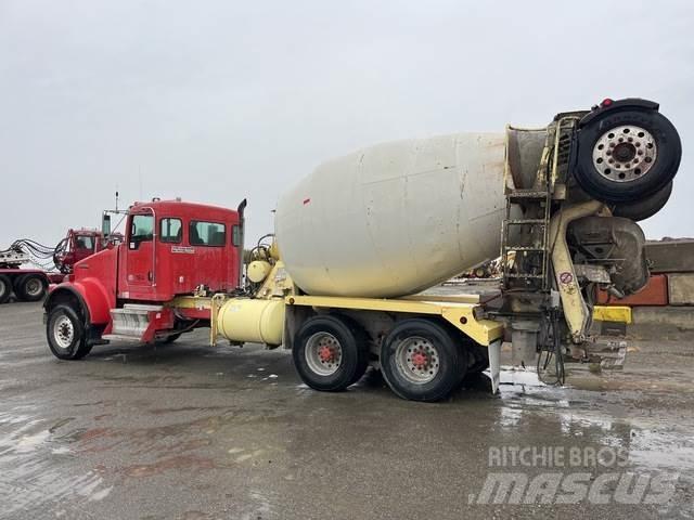 Kenworth W900B Други