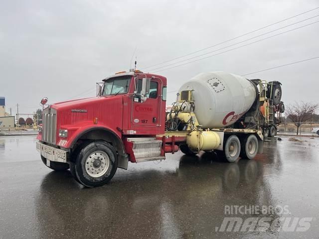 Kenworth W900B Други