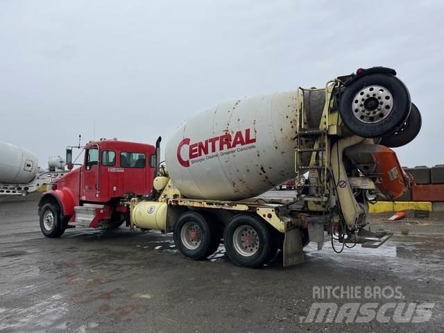 Kenworth W900B Други