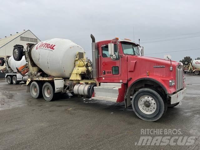 Kenworth W900B Други