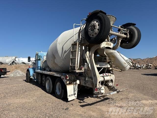 Kenworth W900B Други