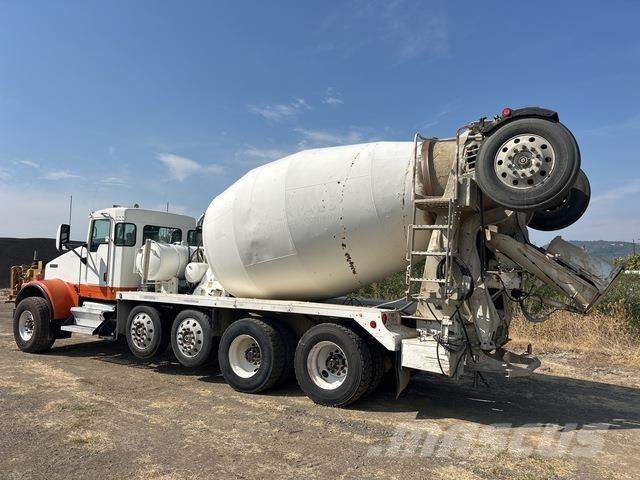Kenworth W900B Други