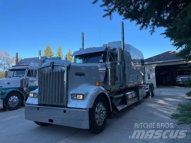 Kenworth W900L Влекачи