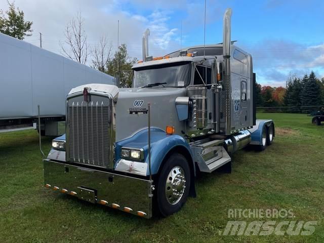 Kenworth W900L Влекачи