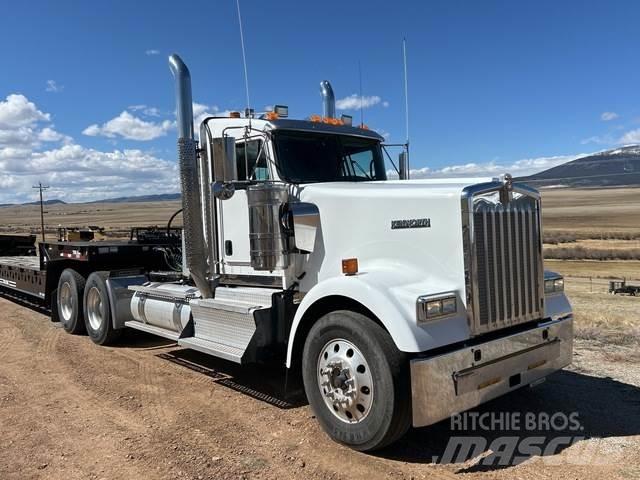 Kenworth W900L Влекачи