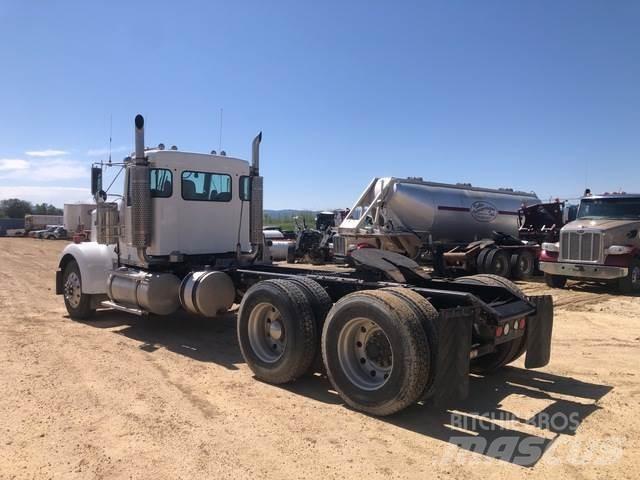 Kenworth W900L Влекачи