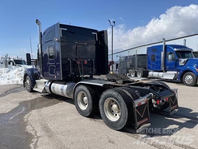Kenworth W990 Влекачи