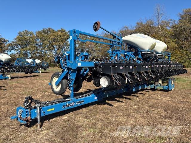Kinze 3600 Сеялки