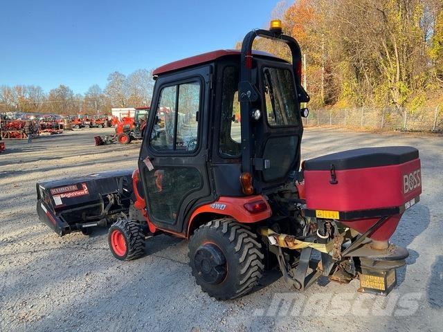 Kubota BX2380 Компактни трактори