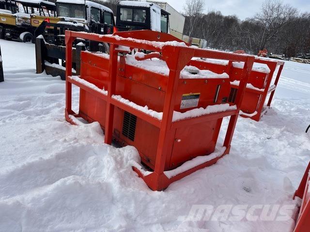 Kubota GL7000 Преносими хранилища за енергия
