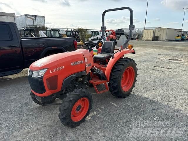 Kubota L2501D Компактни трактори